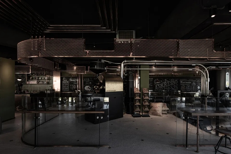 烘焙硬核的金属质感，让这个杭州餐饮空间设计绝了